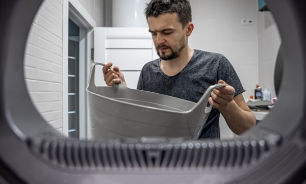 Jak podłączyć odpływ od pralki